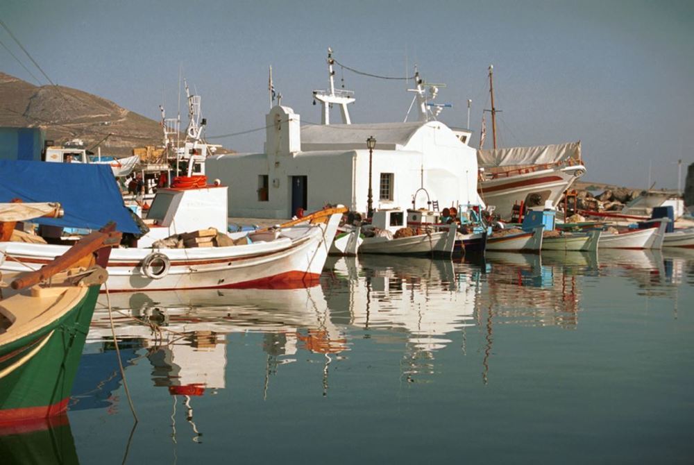Roussos Naousa (Paros)